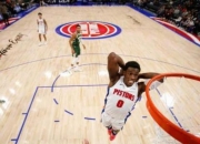 九游娱乐-雄鹿队年轻球员表现出色，成为球队新火力