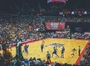 九游体育直播-点球双响定乾坤，若日尼奥两度破门助荷兰险胜罗马，差距就此拉开