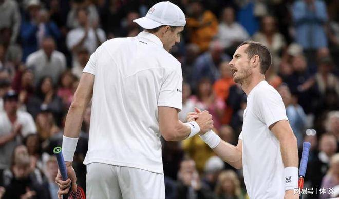 美网翻盘澳网,穆雷带队取胜 美网翻盘澳网,穆雷带队取胜