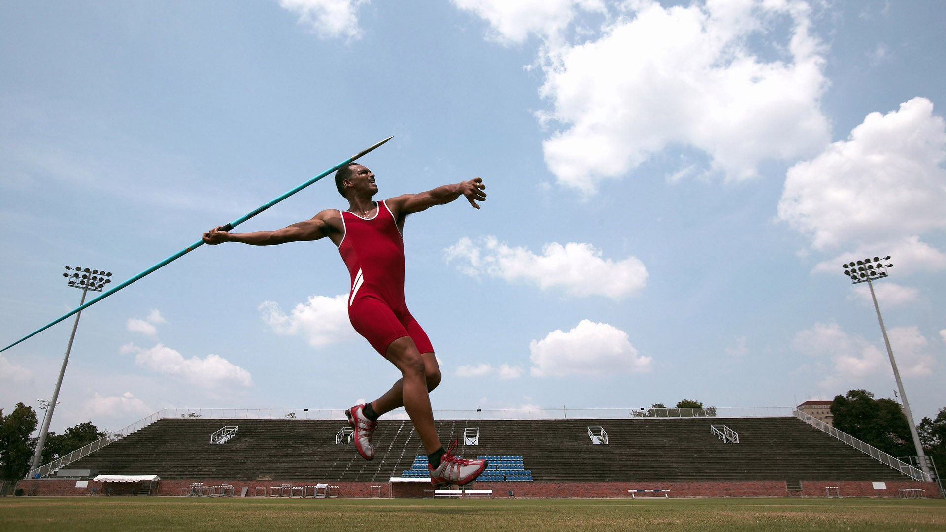 西亚卡姆末节封神，灰熊逆转风暴席卷广厦