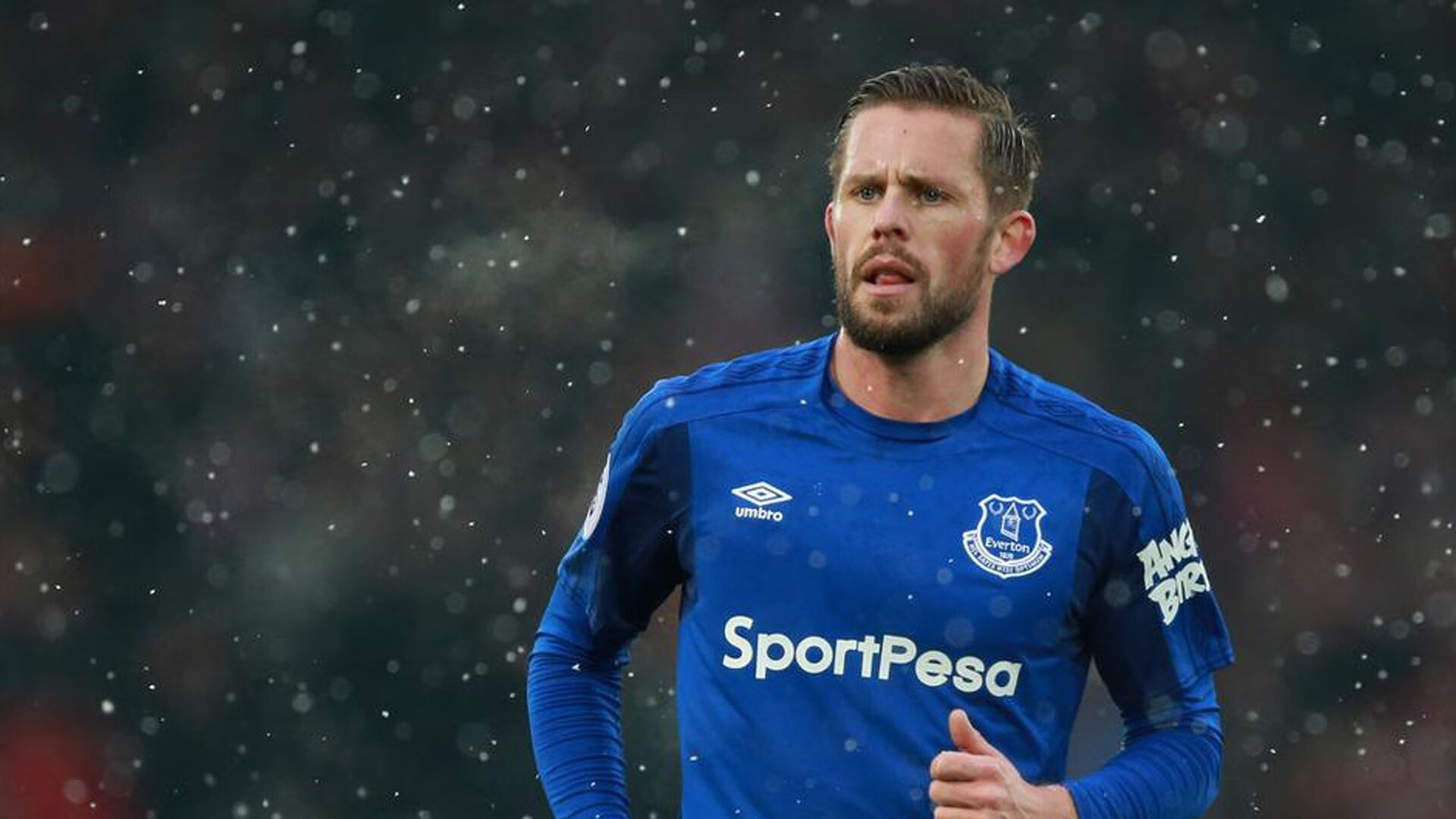 世界排名争夺战之夜，乔治硬仗之王